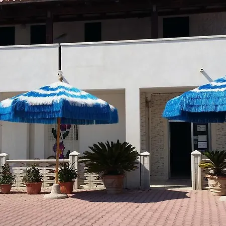 Alga Blu Sul Mare Bed and breakfast