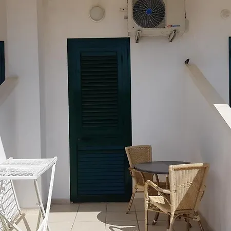 Alga Blu Sul Mare Vieste